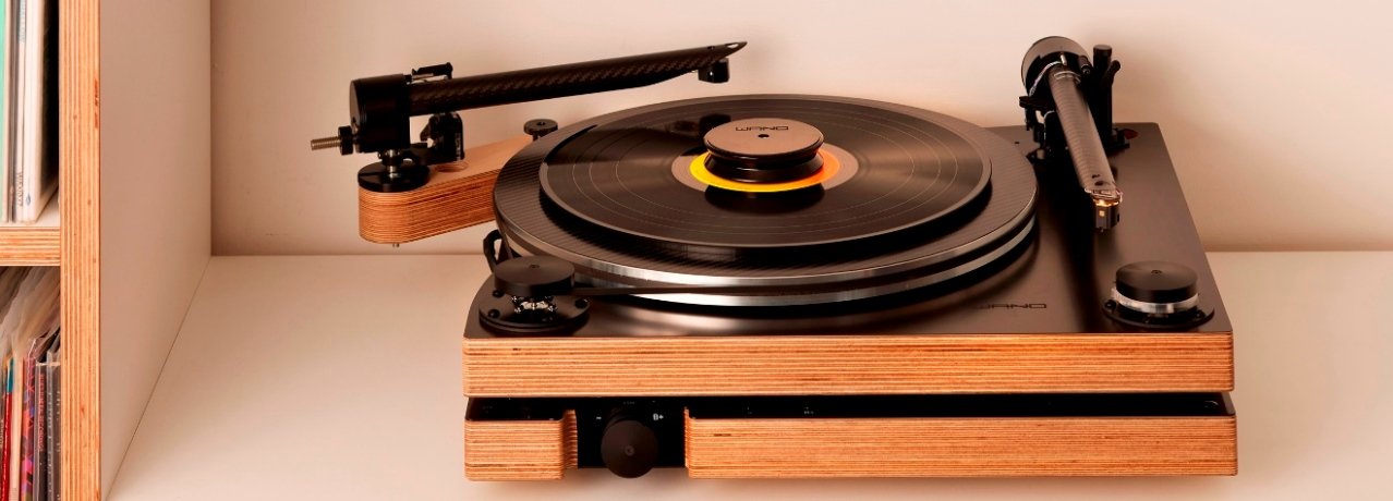 Wand Master Turntable & two arms